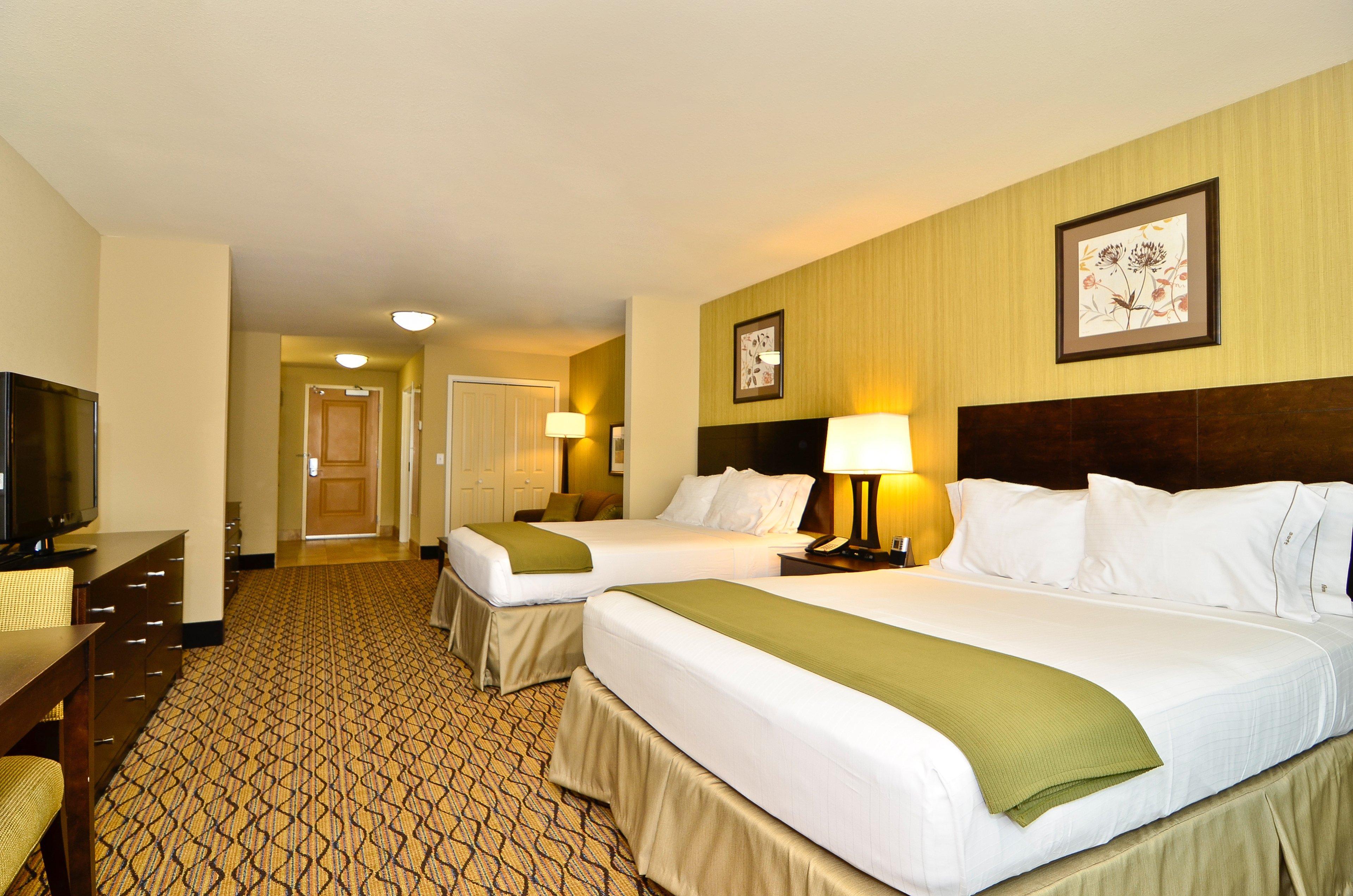 Holiday Inn Express & Suites - Williston By Ihg Экстерьер фото