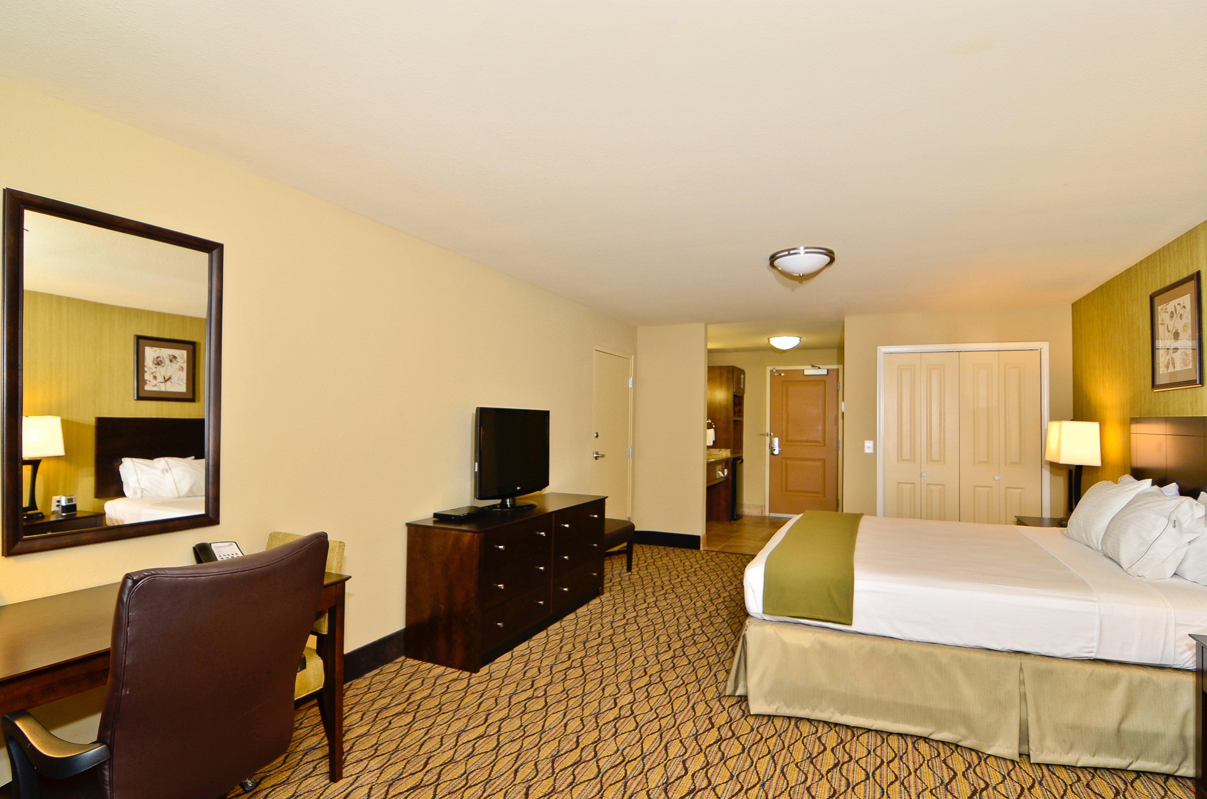 Holiday Inn Express & Suites - Williston By Ihg Экстерьер фото