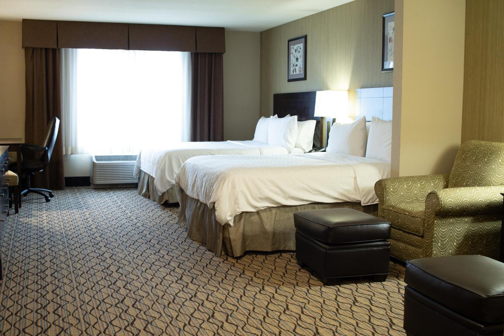 Holiday Inn Express & Suites - Williston By Ihg Экстерьер фото