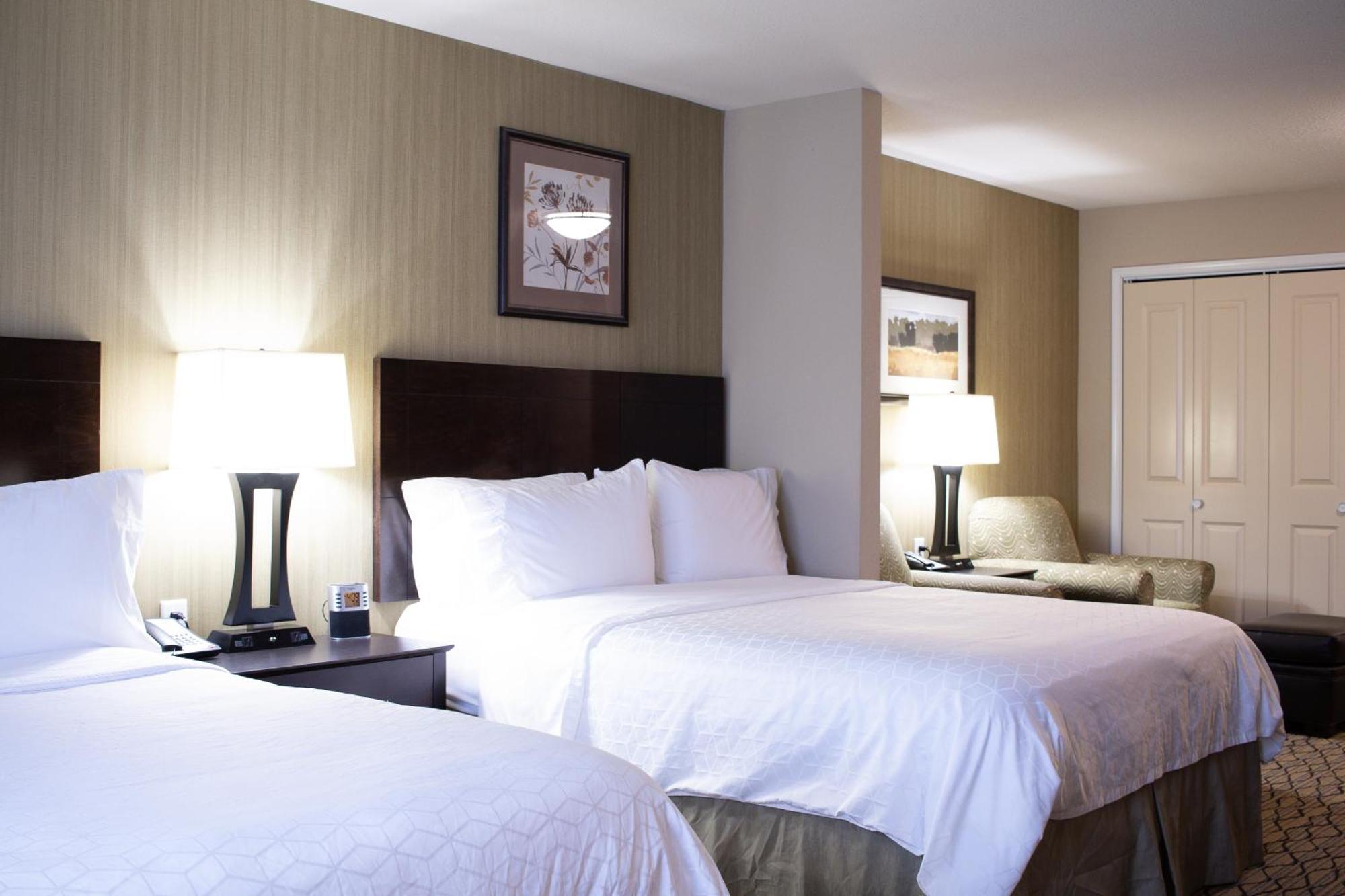 Holiday Inn Express & Suites - Williston By Ihg Экстерьер фото