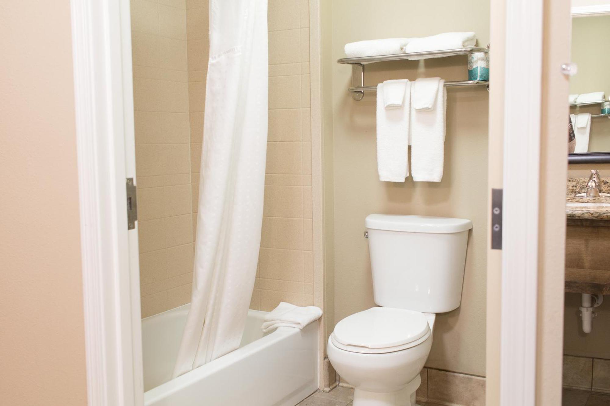 Holiday Inn Express & Suites - Williston By Ihg Экстерьер фото